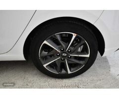 Hyundai i30 1.5 DPI Klass SLX 110 de 2024 con 14.628 Km por 19.990 EUR. en Guipuzcoa