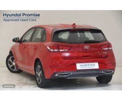 Hyundai i30 1.0 TGDI Klass LR 48V 120 de 2024 con 15.262 Km por 20.900 EUR. en Madrid