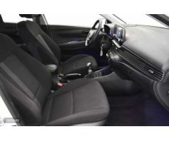 Hyundai i20 1.0 TGDI Klass 100 de 2024 con 14.168 Km por 18.500 EUR. en Zaragoza
