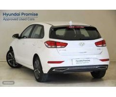 Hyundai i30 1.5 DPI Klass SLX 110 de 2024 con 11.978 Km por 19.500 EUR. en Zaragoza