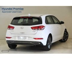 Hyundai i30 1.5 DPI Klass SLX 110 de 2024 con 11.978 Km por 19.500 EUR. en Zaragoza
