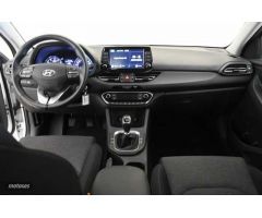 Hyundai i30 1.5 DPI Klass SLX 110 de 2024 con 11.978 Km por 19.500 EUR. en Zaragoza