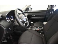 Hyundai Tucson 1.6 TGDI Klass 4x2 de 2024 con 24.289 Km por 24.900 EUR. en Alicante