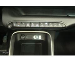 Jeep Avenger 1.2 G 74kW (100CV) Altitude de 2025 con 2 Km por 24.200 EUR. en Cadiz