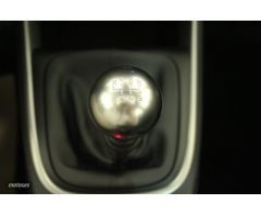 Jeep Avenger 1.2 G 74kW (100CV) Altitude de 2025 con 2 Km por 24.200 EUR. en Cadiz
