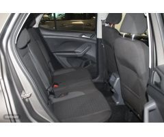 Volkswagen T-Cross 1.0 TSI ADVANCE 95CV de 2021 con 94.795 Km por 17.900 EUR. en Cadiz