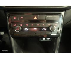 Volkswagen T-Cross 1.0 TSI ADVANCE 95CV de 2021 con 94.795 Km por 17.900 EUR. en Cadiz
