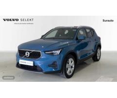 Volvo XC40 XC40 Core, B3 Mild hybrid, Gasolina de 2024 con 28.517 Km por 33.900 EUR. en Cadiz