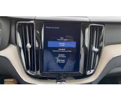 Volvo XC 60 2.0 T4 INSCRIPTION AUTO 5P de 2019 con 103.169 Km por 33.800 EUR. en Murcia