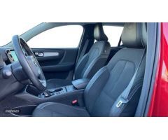 Volvo XC40 2.0 D3 BUSINESS PLUS AUTO 150 5P de 2020 con 56.252 Km por 27.300 EUR. en Madrid