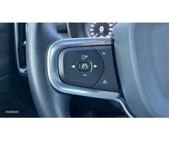 Volvo XC40 2.0 D3 BUSINESS PLUS AUTO 150 5P de 2020 con 56.252 Km por 27.300 EUR. en Madrid