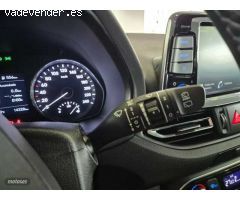 Hyundai i30 1.5 DPI Klass SLX 110 de 2023 con 14.300 Km por 17.900 EUR. en Madrid