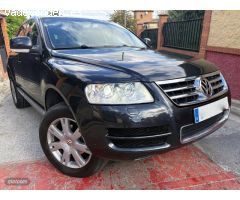 Volkswagen Touareg 2.5 TDI 4X4 BIXENON-NAVI DVD-KLIATIZADOR de 2005 con 347.000 Km por 5.500 EUR. en