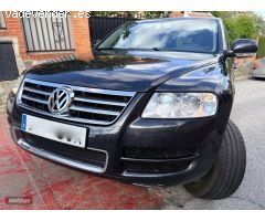 Volkswagen Touareg 2.5 TDI 4X4 BIXENON-NAVI DVD-KLIATIZADOR de 2005 con 347.000 Km por 5.500 EUR. en