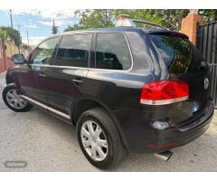 Volkswagen Touareg 2.5 TDI 4X4 BIXENON-NAVI DVD-KLIATIZADOR de 2005 con 347.000 Km por 5.500 EUR. en