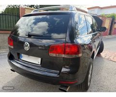 Volkswagen Touareg 2.5 TDI 4X4 BIXENON-NAVI DVD-KLIATIZADOR de 2005 con 347.000 Km por 5.500 EUR. en