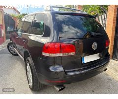 Volkswagen Touareg 2.5 TDI 4X4 BIXENON-NAVI DVD-KLIATIZADOR de 2005 con 347.000 Km por 5.500 EUR. en
