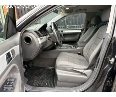 Volkswagen Touareg 2.5 TDI 4X4 BIXENON-NAVI DVD-KLIATIZADOR de 2005 con 347.000 Km por 5.500 EUR. en
