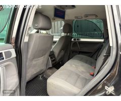 Volkswagen Touareg 2.5 TDI 4X4 BIXENON-NAVI DVD-KLIATIZADOR de 2005 con 347.000 Km por 5.500 EUR. en