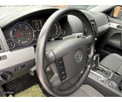 Volkswagen Touareg 2.5 TDI 4X4 BIXENON-NAVI DVD-KLIATIZADOR de 2005 con 347.000 Km por 5.500 EUR. en
