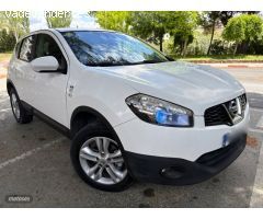 Nissan Qashqai 1.5 D4 NAVI CARPLAY-KLIMATIZADOR-LEDS-BOSE de 2012 con 197.000 Km por 6.500 EUR. en G