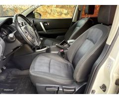 Nissan Qashqai 1.5 D4 NAVI CARPLAY-KLIMATIZADOR-LEDS-BOSE de 2012 con 197.000 Km por 6.500 EUR. en G
