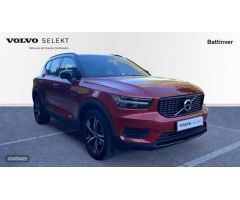 Volvo XC40 2.0 B3 R-DESIGN AUTO 163 5P de 2022 con 33.722 Km por 29.900 EUR. en Madrid