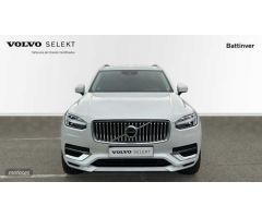Volvo XC40 2.0 B3 CORE AUTO 163 5P de 2024 con 22.490 Km por 31.900 EUR. en Madrid