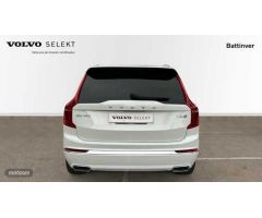 Volvo XC40 2.0 B3 CORE AUTO 163 5P de 2024 con 22.490 Km por 31.900 EUR. en Madrid