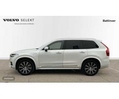 Volvo XC40 2.0 B3 CORE AUTO 163 5P de 2024 con 22.490 Km por 31.900 EUR. en Madrid