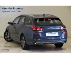 Hyundai i30 1.0 TGDI Klass LR 120 de 2021 con 26.339 Km por 17.000 EUR. en Madrid