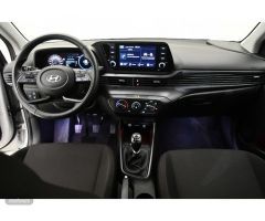 Hyundai i20 1.0 TGDI Klass 74 kW (100 CV) de 2024 con 17.631 Km por 17.990 EUR. en MADRID