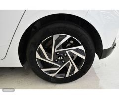 Hyundai i20 1.0 TGDI Klass 74 kW (100 CV) de 2024 con 29.611 Km por 16.990 EUR. en MADRID