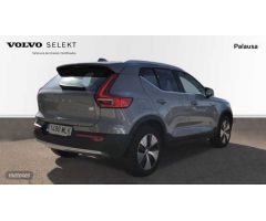 Volvo XC40 1.5 T4 PHEV RECHARGE CORE DCT 211 5P de 2023 con 20.449 Km por 31.995 EUR. en Valladolid