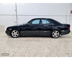 Mercedes Clase E E 320 cdi avangarde de 2000 con 165.000 Km por 4.600 EUR. en Sevilla