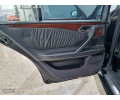 Mercedes Clase E E 320 cdi avangarde de 2000 con 165.000 Km por 4.600 EUR. en Sevilla