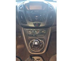 Ford Tourneo Connect 1.5 Ecoboost Trend de 2018 con 132.000 Km por 13.850 EUR. en Alava