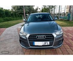 Audi Q3 Attraction de 2015 con 204.000 Km por 15.500 EUR. en Murcia