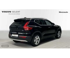 Volvo XC40 2.0 B3 CORE AUTO 163 CV de 2024 con 29.785 Km por 33.900 EUR. en A Coruna