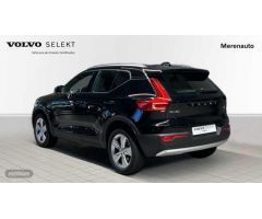 Volvo XC40 2.0 B3 CORE AUTO 163 CV de 2024 con 29.785 Km por 33.900 EUR. en A Coruna