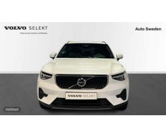 Volvo XC40 2.0 B3 CORE AUTO 5P de 2024 con 32.129 Km por 33.700 EUR. en Valencia
