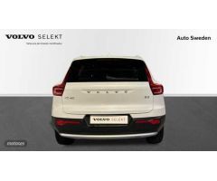 Volvo XC40 2.0 B3 CORE AUTO 5P de 2024 con 32.129 Km por 33.700 EUR. en Valencia