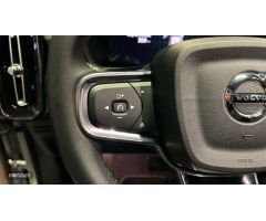 Volvo XC40 2.0 B3 CORE AUTO 5P de 2024 con 32.129 Km por 33.700 EUR. en Valencia