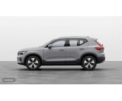 Volvo XC40 XC40 Core, B3 Mild hybrid, Gasolina de 2025 con 1 Km por 39.900 EUR. en Madrid