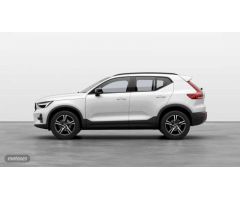 Volvo XC40 XC40 Plus, B3 Mild hybrid, Gasolina, Dark de 2025 con 1 Km por 41.700 EUR. en Madrid