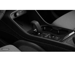 Volvo XC40 XC40 Plus, B3 Mild hybrid, Gasolina, Dark de 2025 con 1 Km por 41.700 EUR. en Madrid