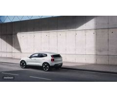 Volvo EX30 EX30 Core, Single Motor Extended Range, Electrico de 2025 con 2 Km por 34.500 EUR. en Mad
