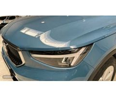 Volvo XC40 XC40 Core, B3 Mild hybrid, Gasolina de 2025 con 1 Km por 39.300 EUR. en Madrid