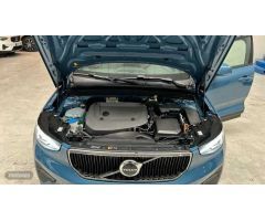Volvo XC40 XC40 Core, B3 Mild hybrid, Gasolina de 2025 con 1 Km por 39.300 EUR. en Madrid