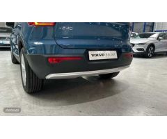 Volvo XC40 XC40 Core, B3 Mild hybrid, Gasolina de 2025 con 1 Km por 39.300 EUR. en Madrid